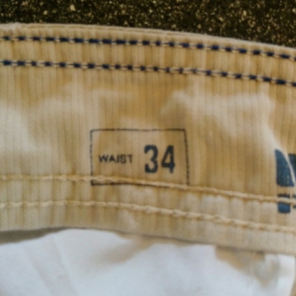 Men's shorts - Picture 4 of 4